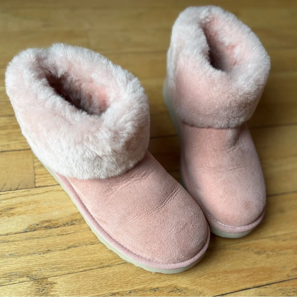 UGG Pink Fur-Lined Women's Boots - Picture 7 of 9